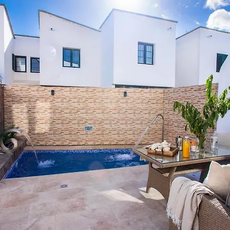 Nyaraló Casa Evelyn Piscina Climatizada *