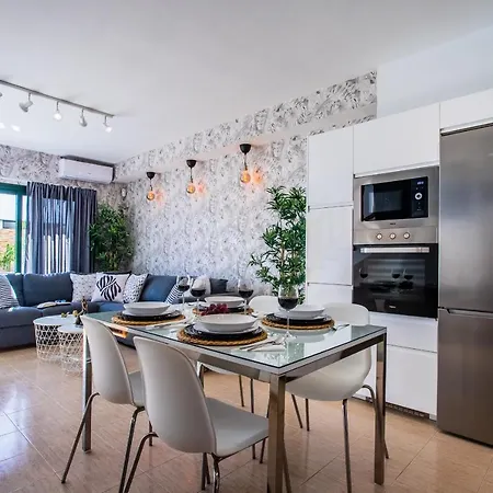 Сasa de vacaciones Casa Evelyn Piscina Climatizada