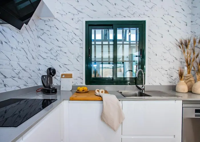 Casa Evelyn Piscina Climatizada 펜션 플라야블랑카