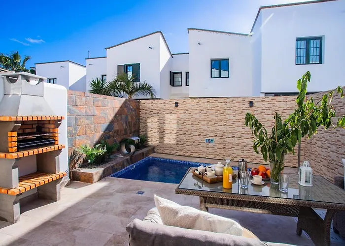 펜션 Casa Evelyn Piscina Climatizada *