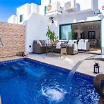 Casa Evelyn Piscina Climatizada * 플라야블랑카